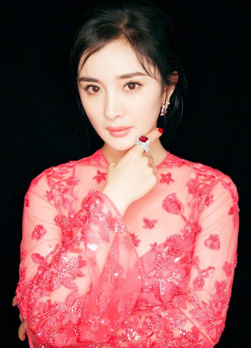教室内污辱女教师hd在线观看