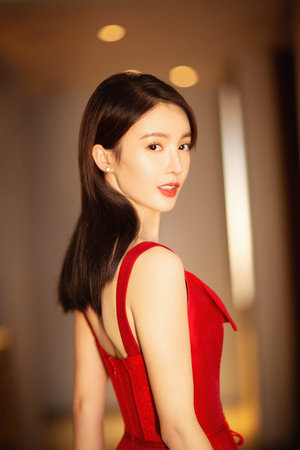 朋友的尤物人妻李婷全文阅读