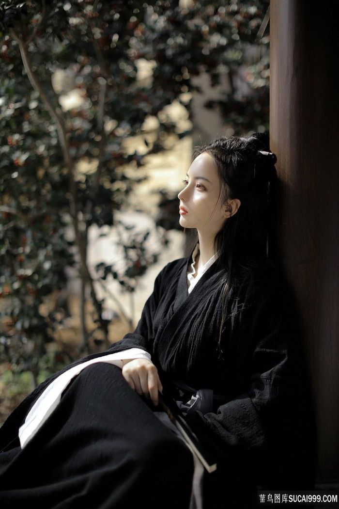 丽萍老师脚下奴全文