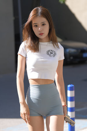 海滩公共偷窥