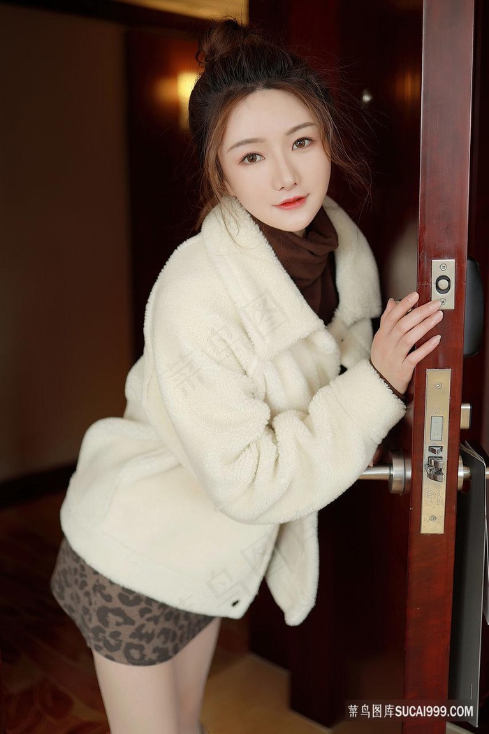 一拳超人蚊女图片