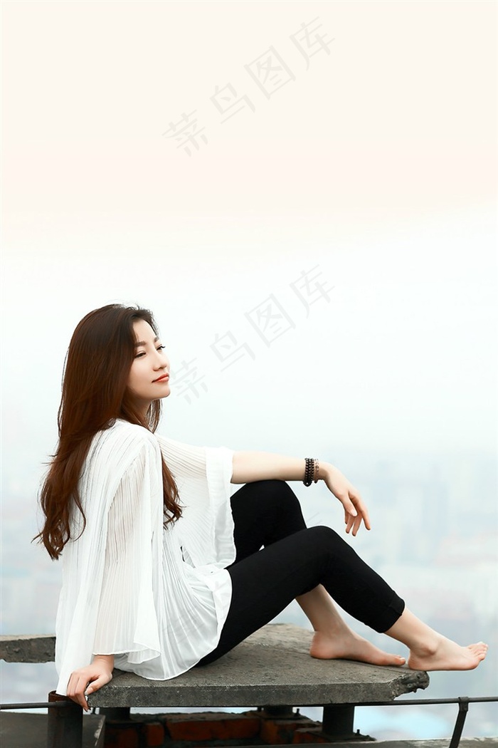 日本边摸边吃奶边做视频